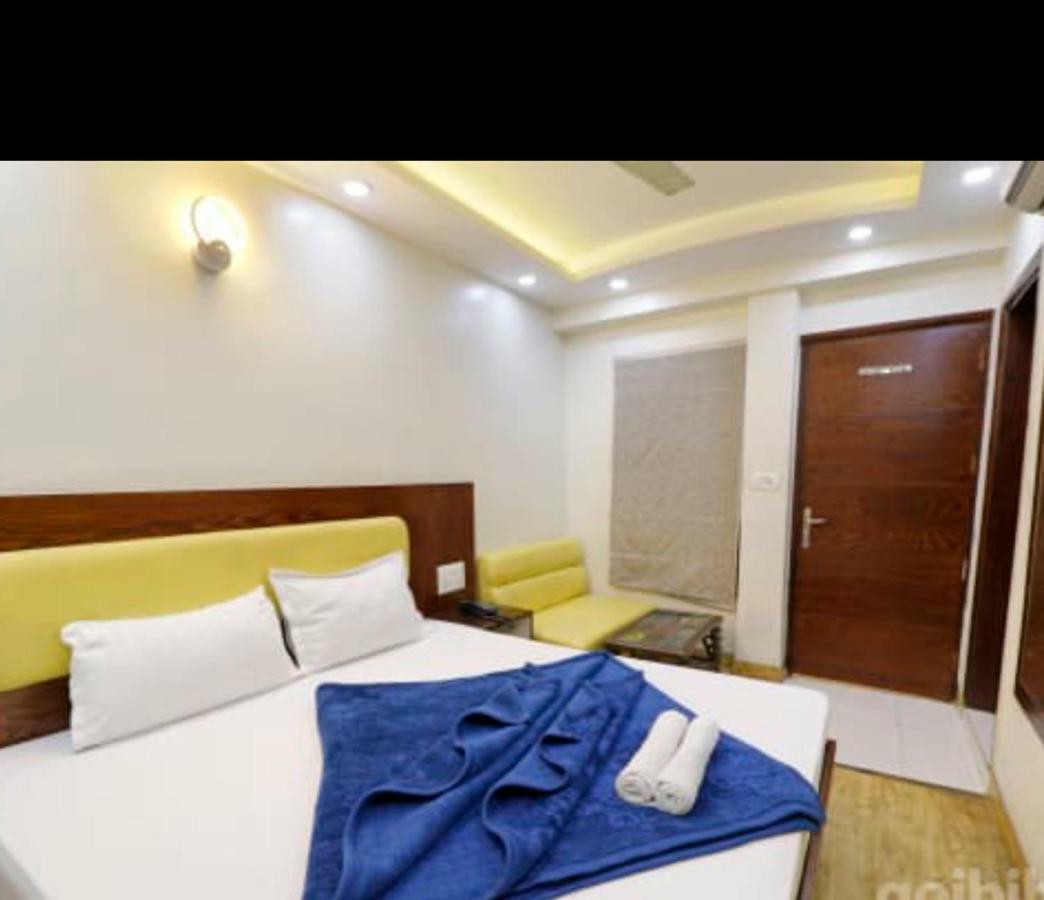 Hotel Le Mem Delhi  Exterior photo