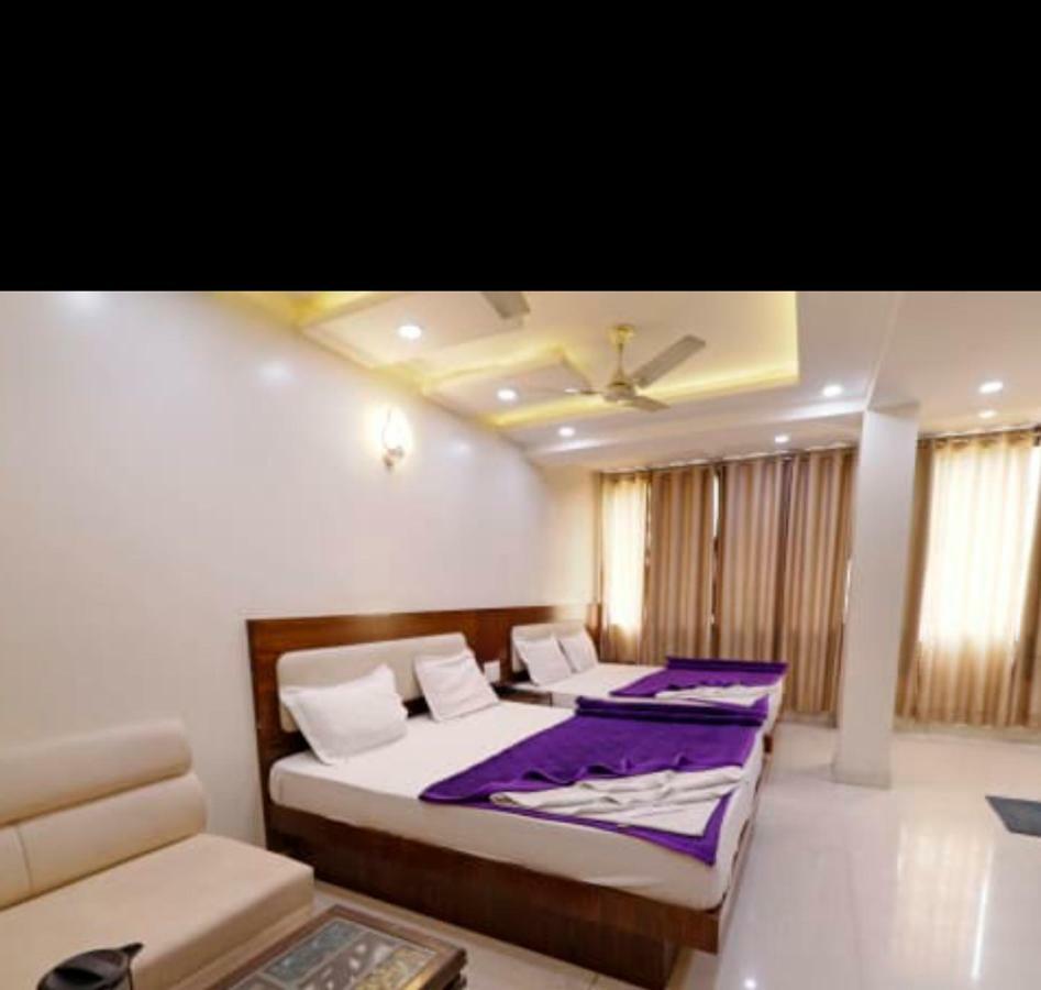 Hotel Le Mem Delhi  Exterior photo